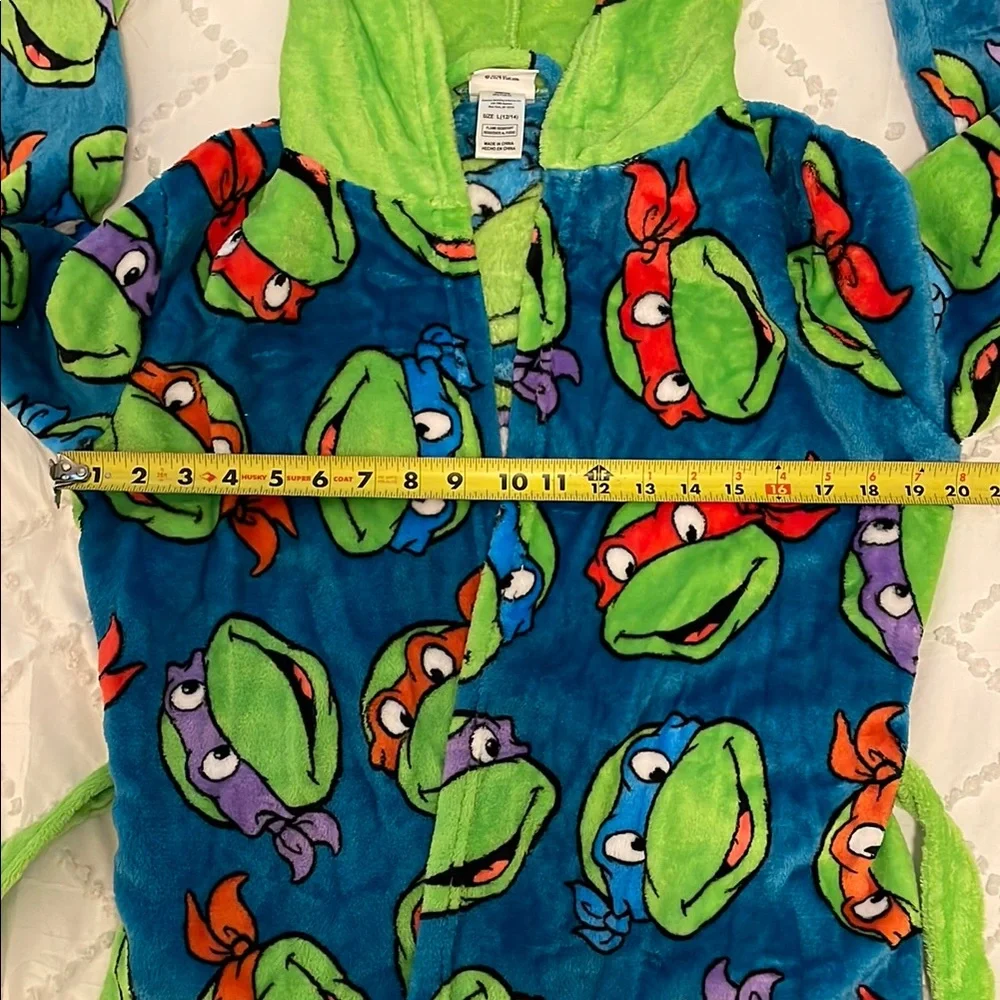 Nickelodeon Teenage Mutant Ninja Turtles Robe nwt large youth 12-14